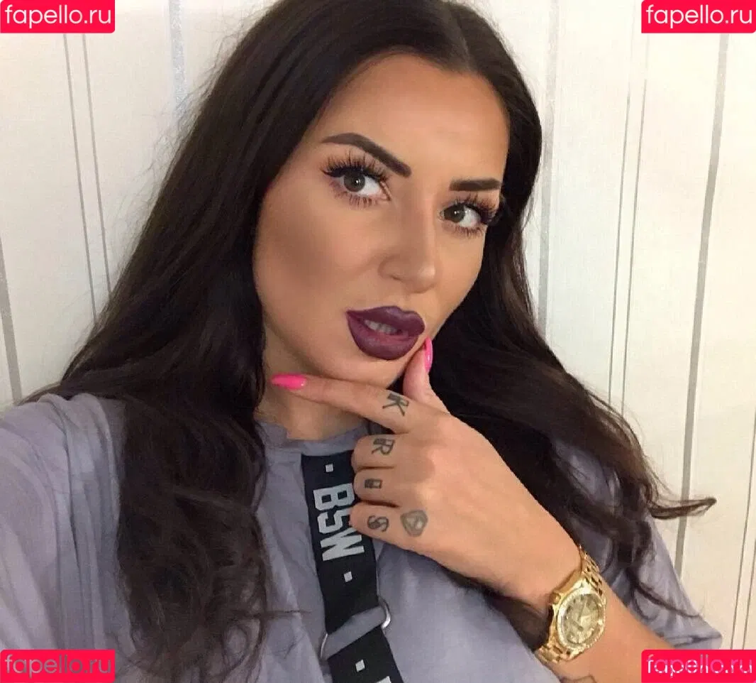 Kristina Karieva / alicia_kristina / kristinkarieva Onlyfans Photo Gallery 