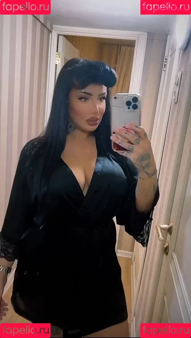 Kristina Karieva / alicia_kristina / kristinkarieva Onlyfans Photo Gallery 