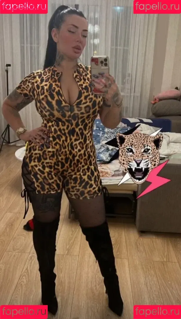 Kristina Karieva / alicia_kristina / kristinkarieva Onlyfans Photo Gallery 