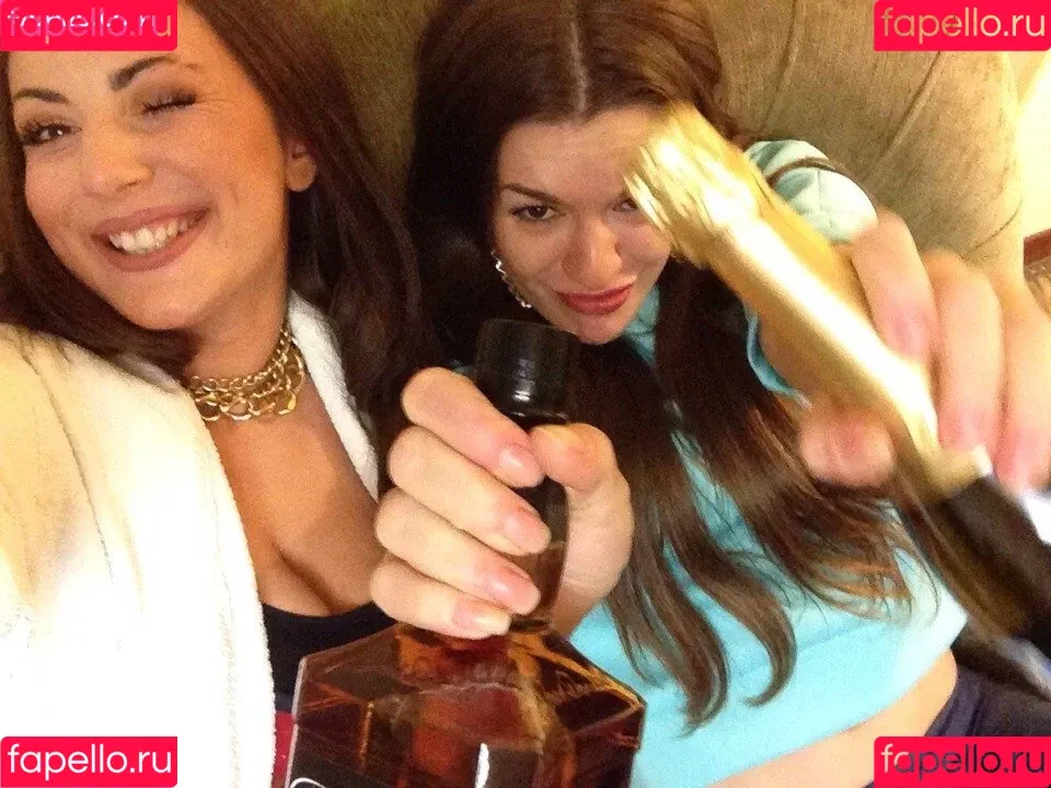 Kristina Karieva / alicia_kristina / kristinkarieva Onlyfans Photo Gallery 