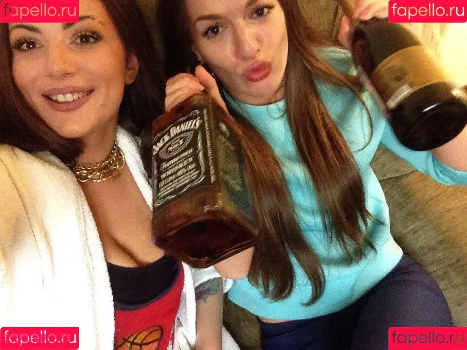 Kristina Karieva / alicia_kristina / kristinkarieva Onlyfans Photo Gallery 