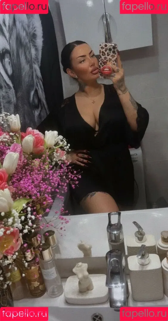 Kristina Karieva / alicia_kristina / kristinkarieva Onlyfans Photo Gallery 