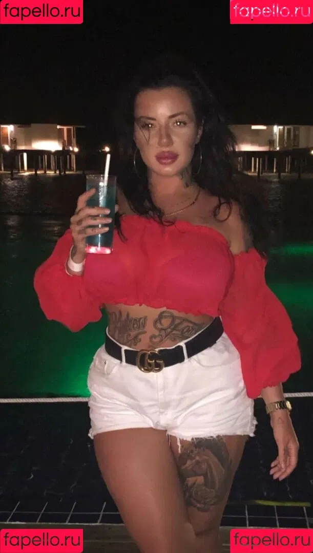 Kristina Karieva / alicia_kristina / kristinkarieva Onlyfans Photo Gallery 