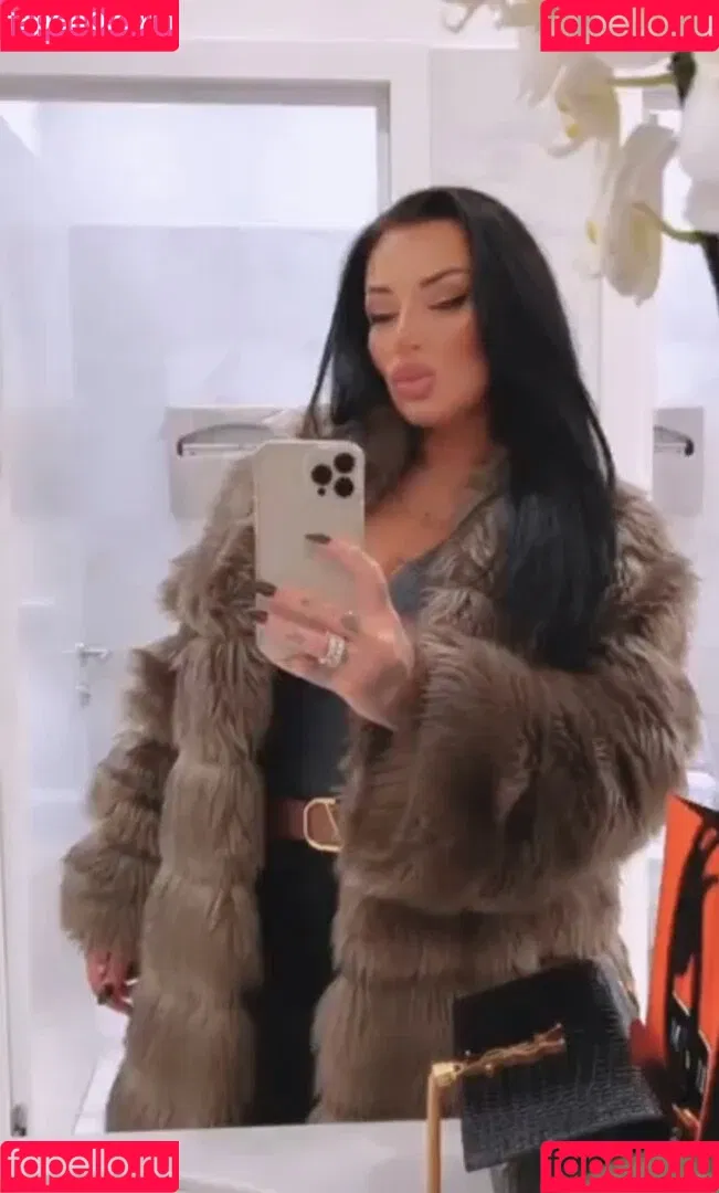 Kristina Karieva / alicia_kristina / kristinkarieva Onlyfans Photo Gallery 