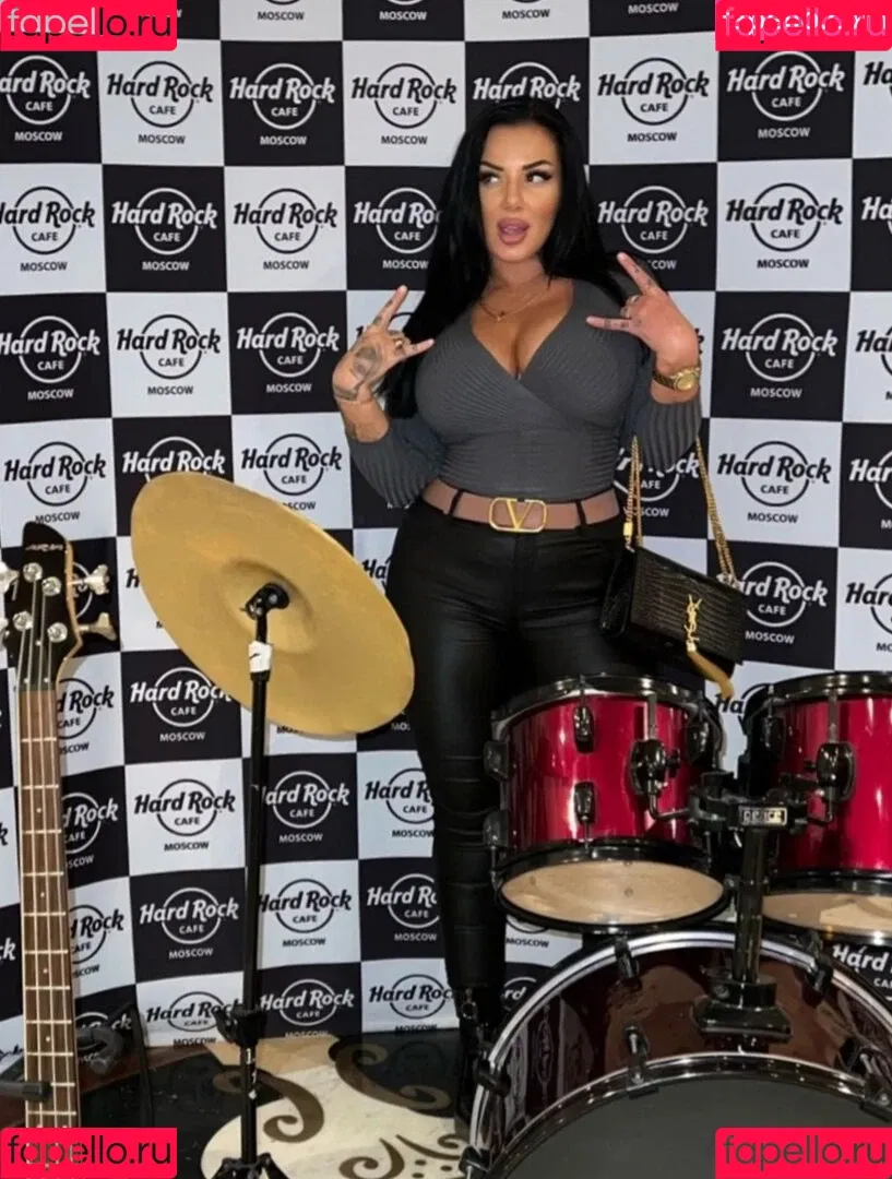 Kristina Karieva / alicia_kristina / kristinkarieva Onlyfans Photo Gallery 