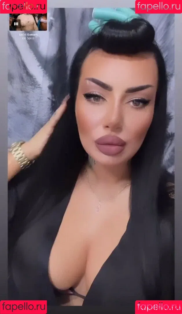 Kristina Karieva / alicia_kristina / kristinkarieva Onlyfans Photo Gallery 