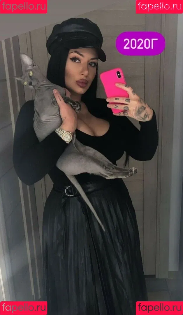 Kristina Karieva / alicia_kristina / kristinkarieva Onlyfans Photo Gallery 