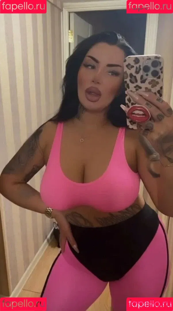 Kristina Karieva / alicia_kristina / kristinkarieva Onlyfans Photo Gallery 