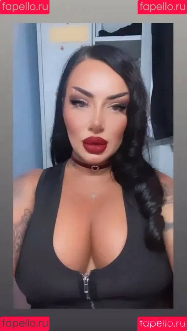 Kristina Karieva / alicia_kristina / kristinkarieva Onlyfans Photo Gallery 