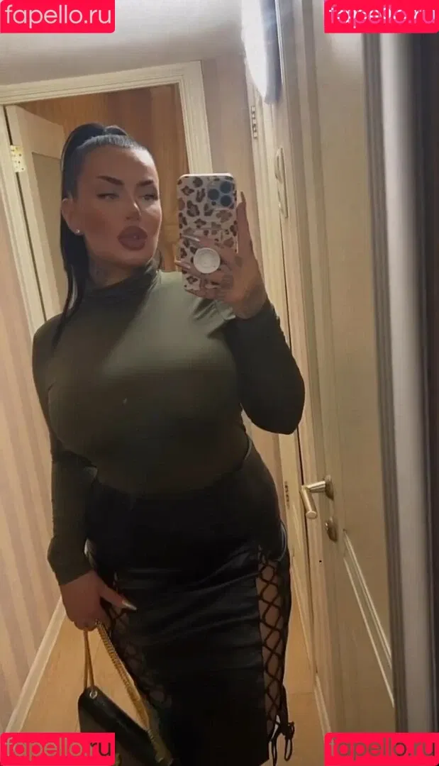 Kristina Karieva / alicia_kristina / kristinkarieva Onlyfans Photo Gallery 