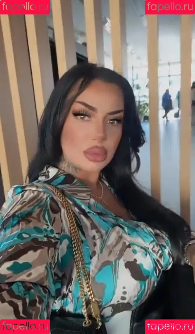 Kristina Karieva / alicia_kristina / kristinkarieva Onlyfans Photo Gallery 