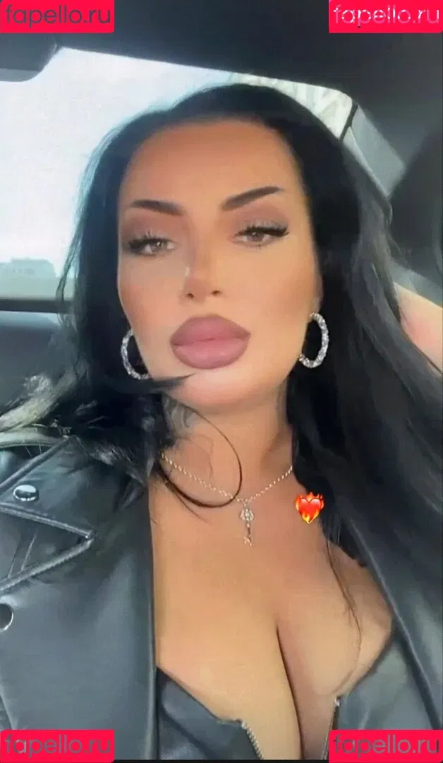 Kristina Karieva / alicia_kristina / kristinkarieva Onlyfans Photo Gallery 