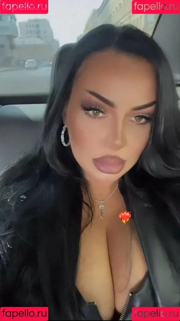 Kristina Karieva / alicia_kristina / kristinkarieva Onlyfans Photo Gallery 