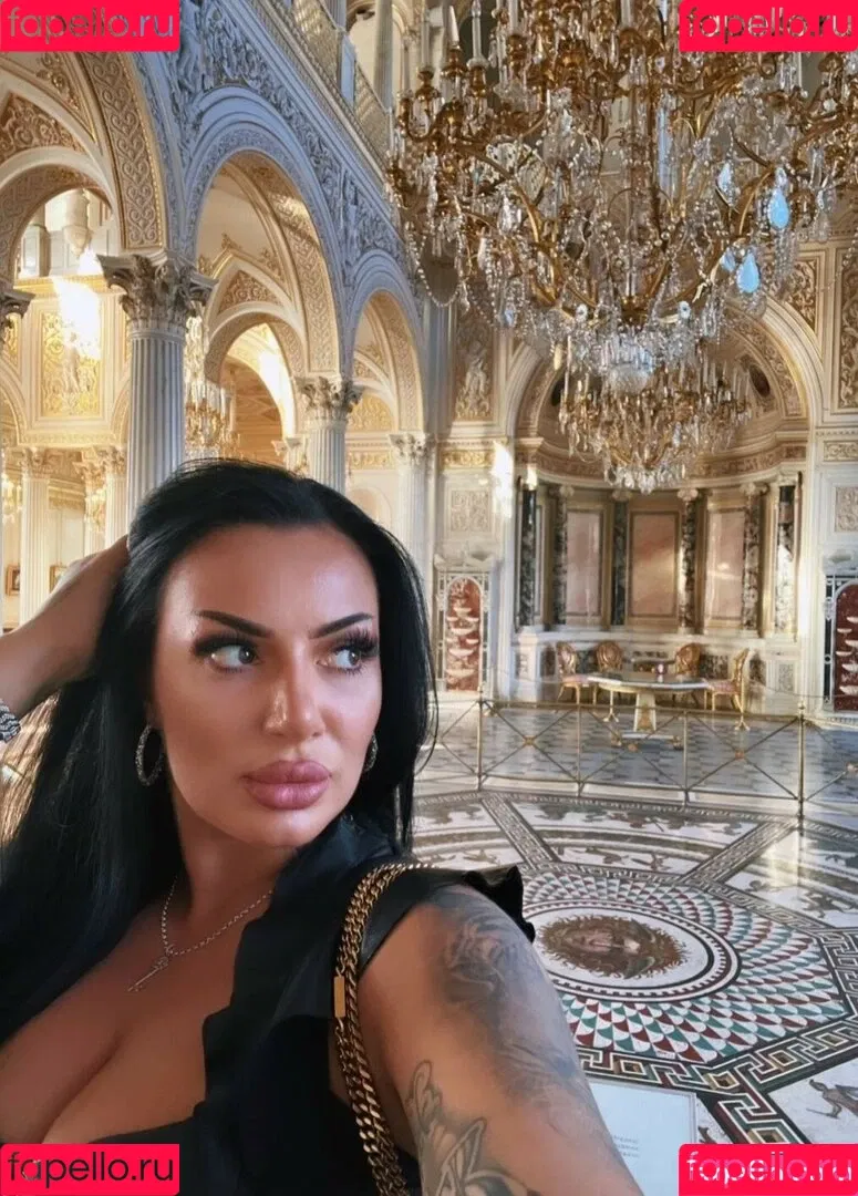 Kristina Karieva / alicia_kristina / kristinkarieva Onlyfans Photo Gallery 