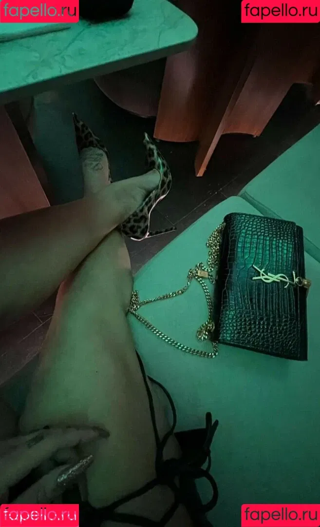 Kristina Karieva / alicia_kristina / kristinkarieva Onlyfans Photo Gallery 