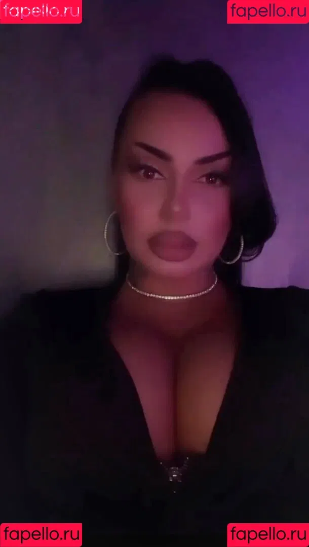 Kristina Karieva / alicia_kristina / kristinkarieva Onlyfans Photo Gallery 