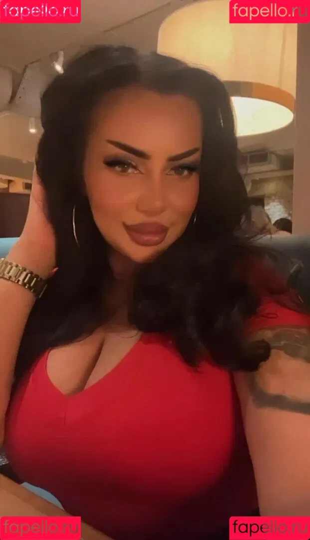 Kristina Karieva / alicia_kristina / kristinkarieva Onlyfans Photo Gallery 