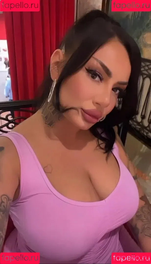 Kristina Karieva / alicia_kristina / kristinkarieva Onlyfans Photo Gallery 