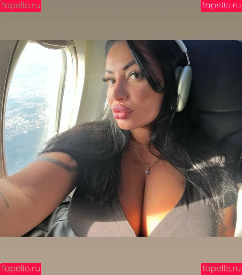 Kristina Karieva / alicia_kristina / kristinkarieva Onlyfans Photo Gallery 