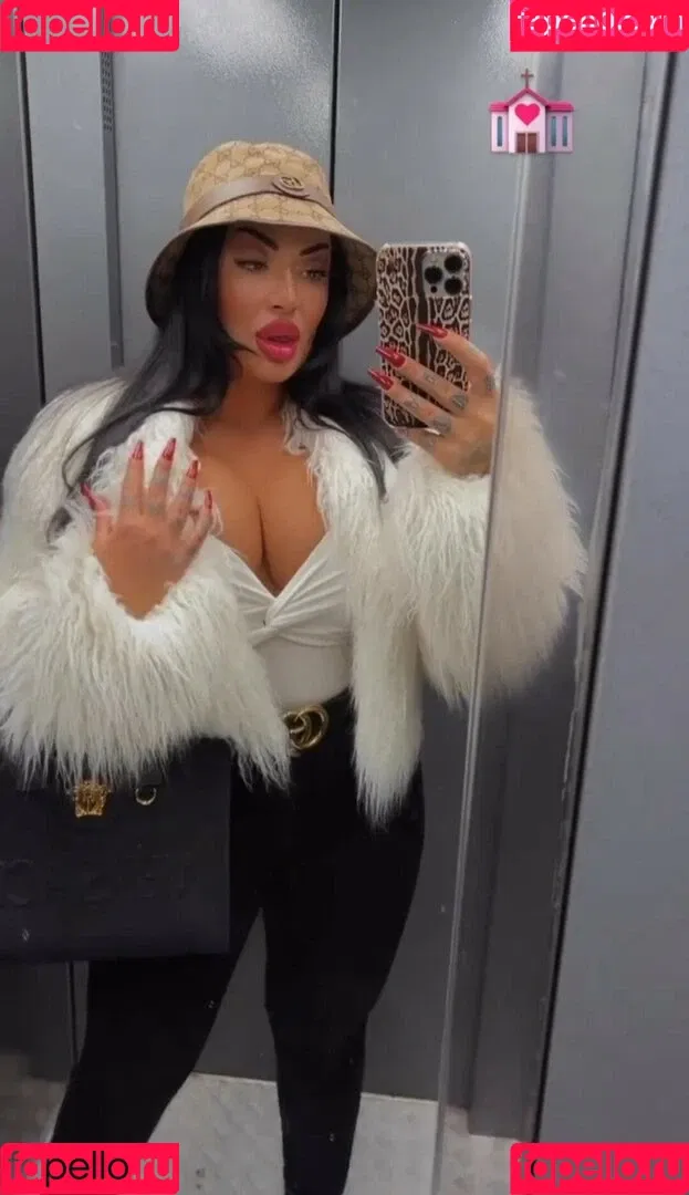 Kristina Karieva / alicia_kristina / kristinkarieva Onlyfans Photo Gallery 