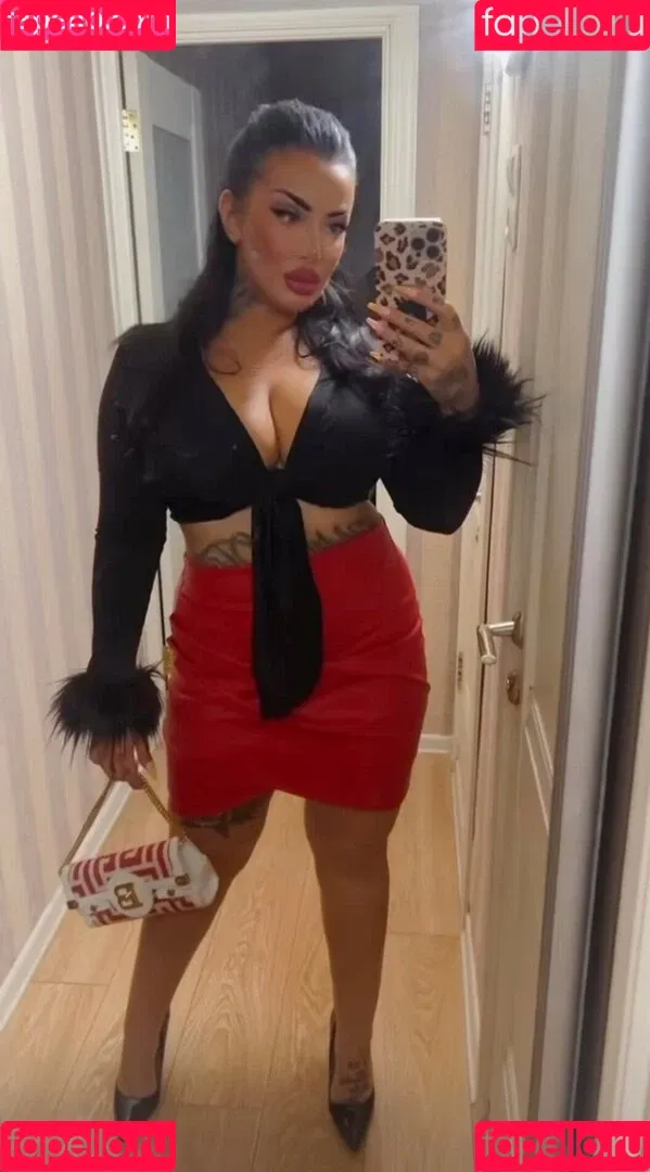 Kristina Karieva / alicia_kristina / kristinkarieva Onlyfans Photo Gallery 