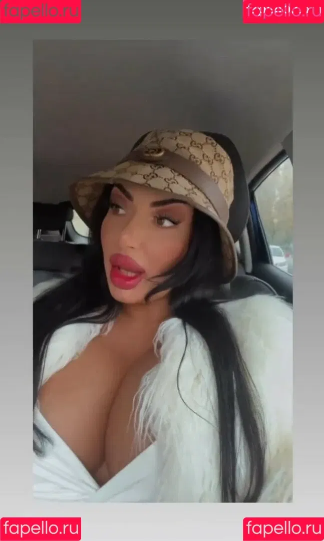 Kristina Karieva / alicia_kristina / kristinkarieva Onlyfans Photo Gallery 