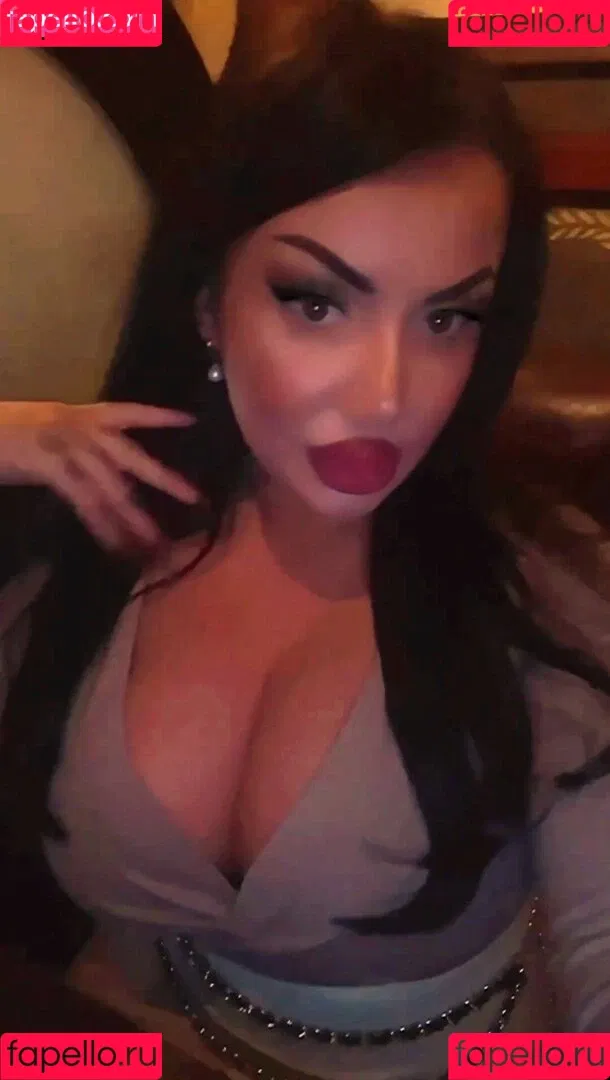 Kristina Karieva / alicia_kristina / kristinkarieva Onlyfans Photo Gallery 