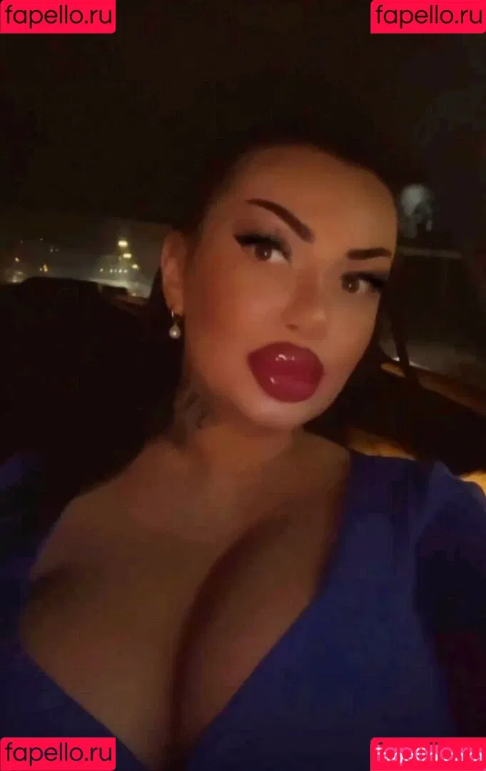 Kristina Karieva / alicia_kristina / kristinkarieva Onlyfans Photo Gallery 