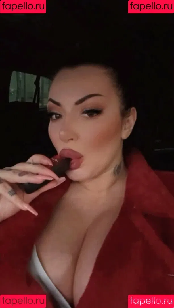 Kristina Karieva / alicia_kristina / kristinkarieva Onlyfans Photo Gallery 