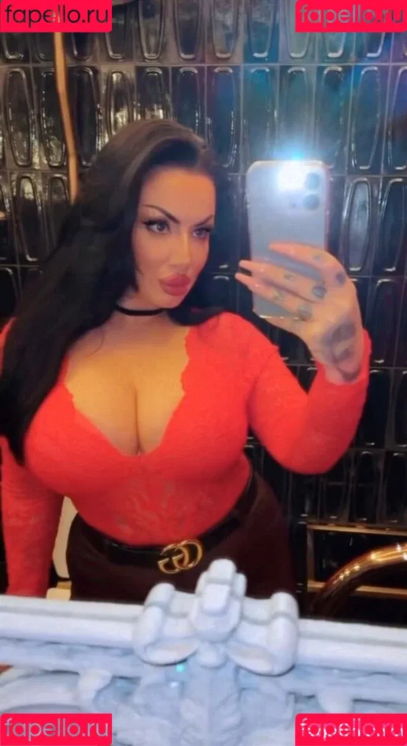 Kristina Karieva / alicia_kristina / kristinkarieva Onlyfans Photo Gallery 