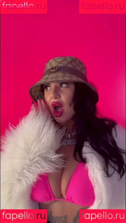 Kristina Karieva / alicia_kristina / kristinkarieva Onlyfans Photo Gallery 