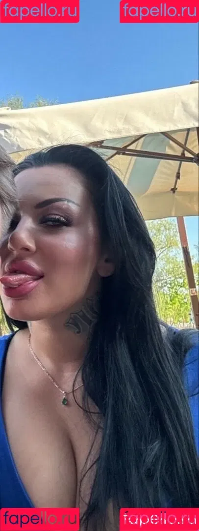 Kristina Karieva / alicia_kristina / kristinkarieva Onlyfans Photo Gallery 