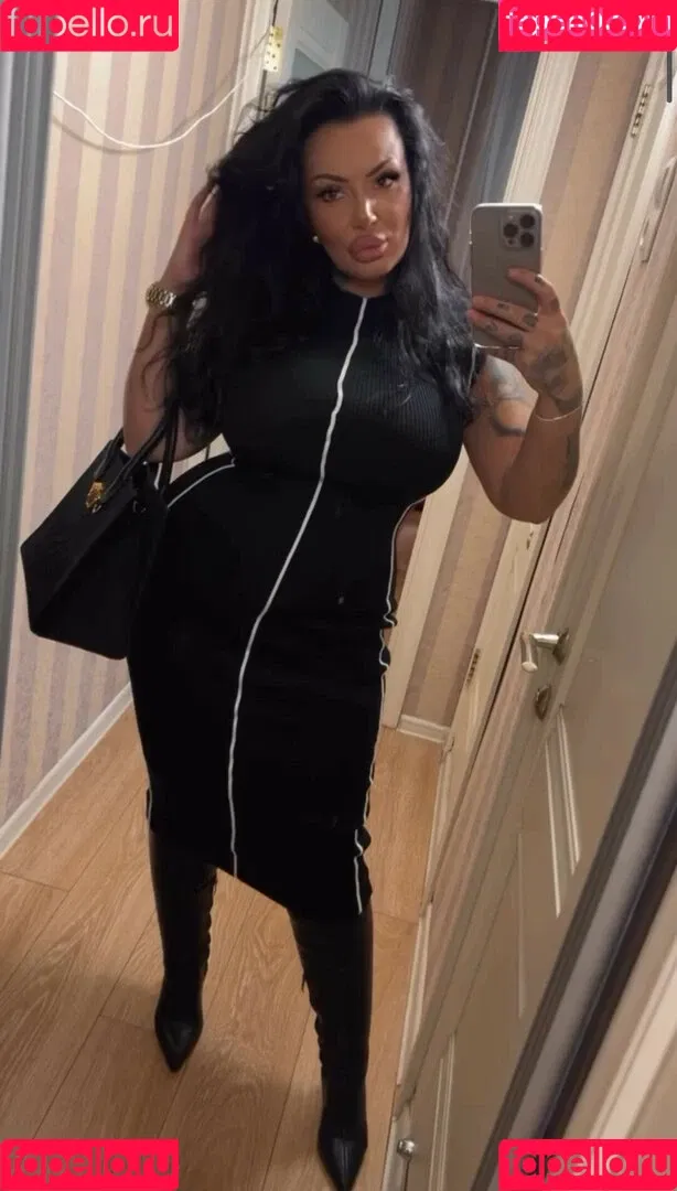 Kristina Karieva / alicia_kristina / kristinkarieva Onlyfans Photo Gallery 