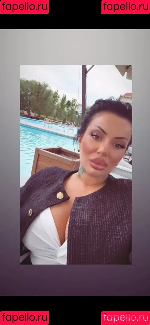 Kristina Karieva / alicia_kristina / kristinkarieva Onlyfans Photo Gallery 