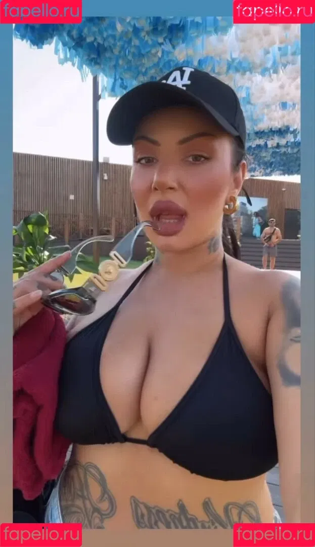 Kristina Karieva / alicia_kristina / kristinkarieva Onlyfans Photo Gallery 