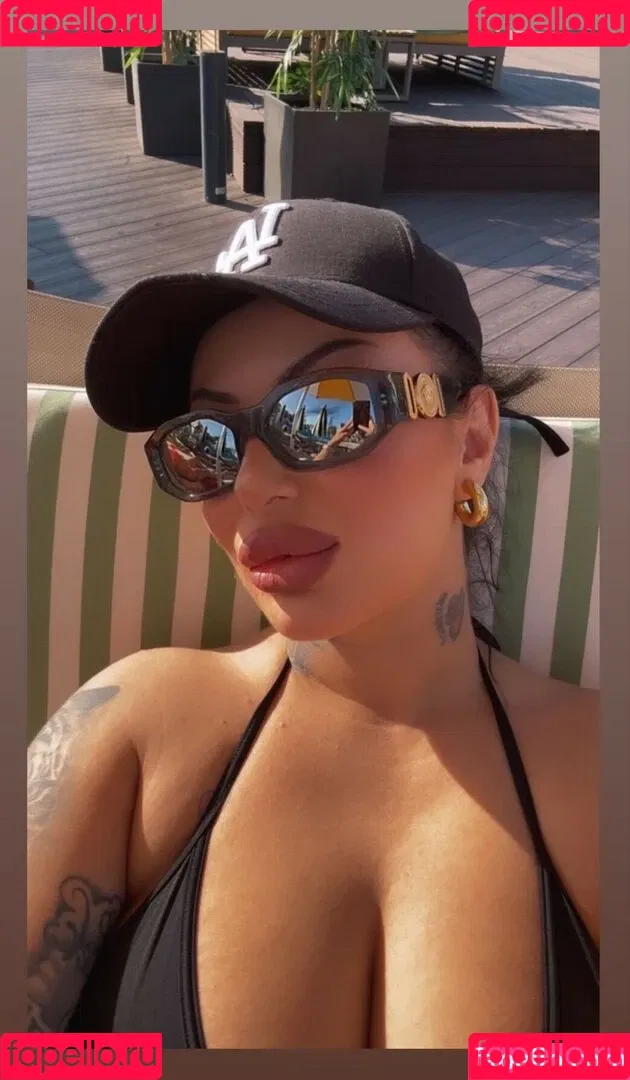 Kristina Karieva / alicia_kristina / kristinkarieva Onlyfans Photo Gallery 