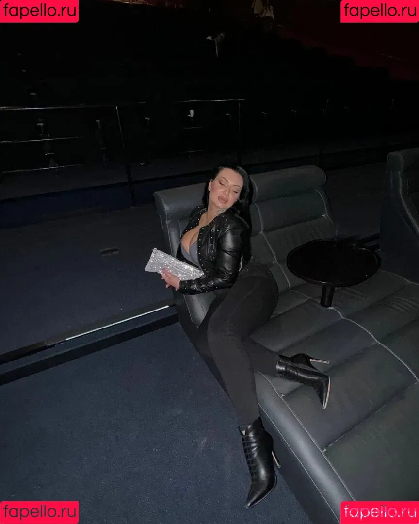 Kristina Karieva / alicia_kristina / kristinkarieva Onlyfans Photo Gallery 