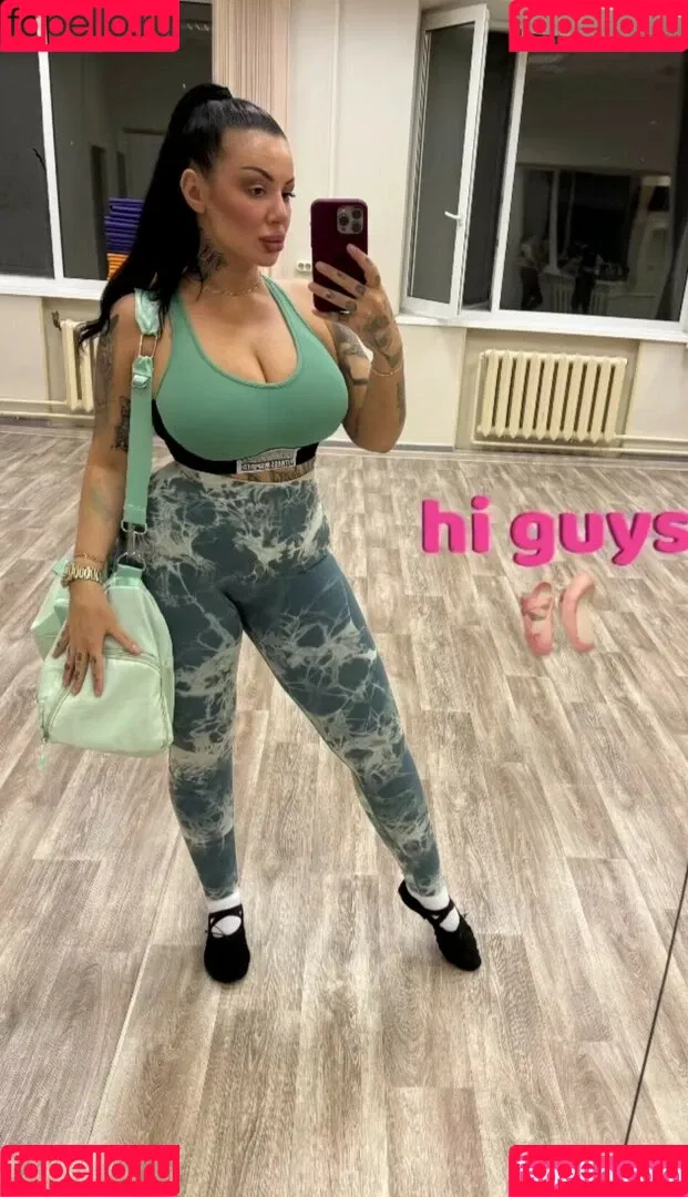 Kristina Karieva / alicia_kristina / kristinkarieva Onlyfans Photo Gallery 