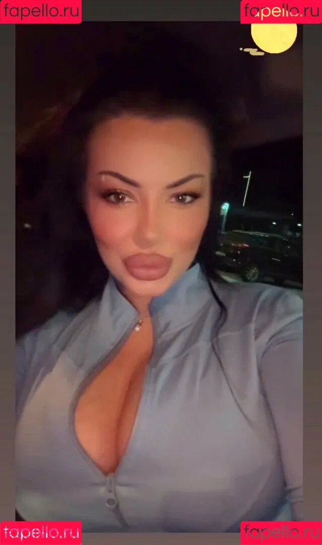 Kristina Karieva / alicia_kristina / kristinkarieva Onlyfans Photo Gallery 