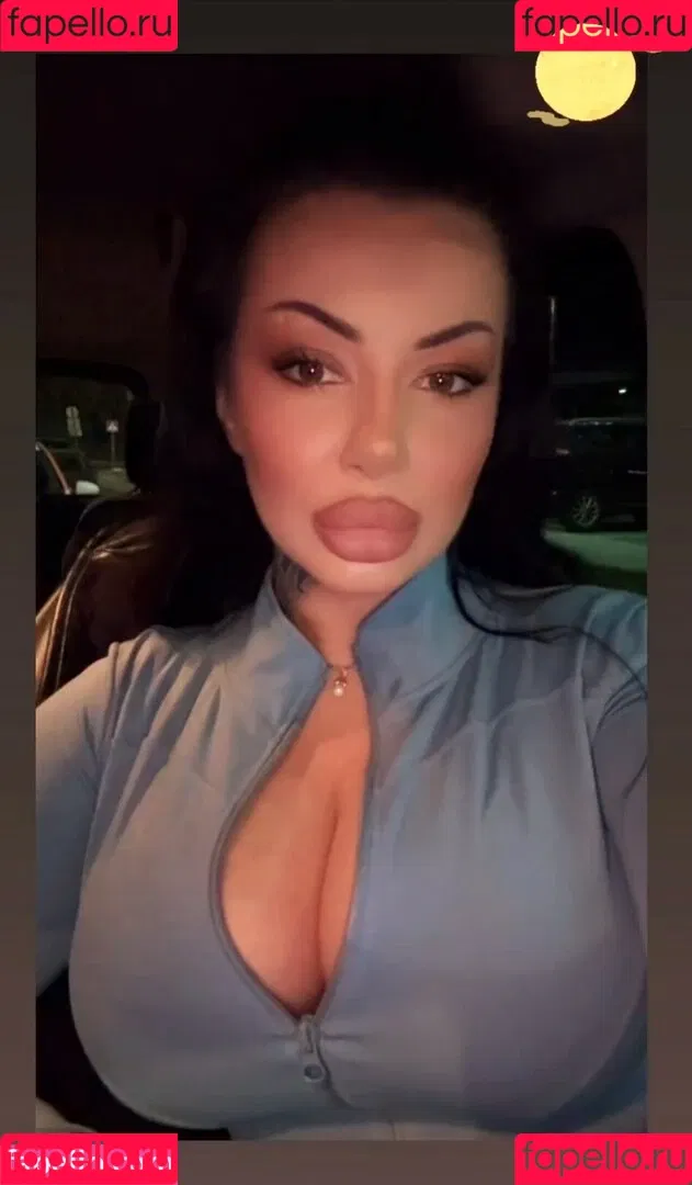 Kristina Karieva / alicia_kristina / kristinkarieva Onlyfans Photo Gallery 