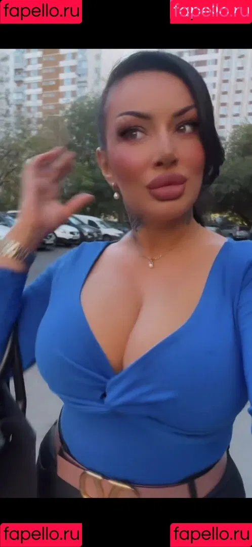 Kristina Karieva / alicia_kristina / kristinkarieva Onlyfans Photo Gallery 