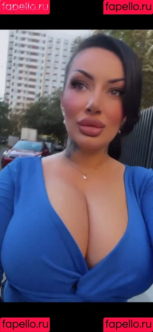 Kristina Karieva / alicia_kristina / kristinkarieva Onlyfans Photo Gallery 