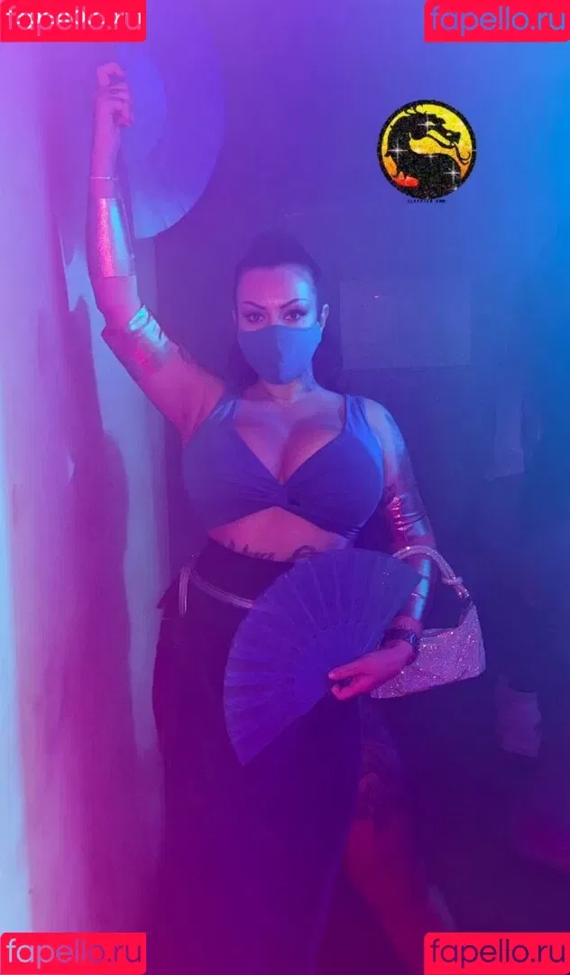 Kristina Karieva / alicia_kristina / kristinkarieva Onlyfans Photo Gallery 