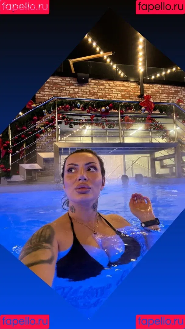 Kristina Karieva / alicia_kristina / kristinkarieva Onlyfans Photo Gallery 