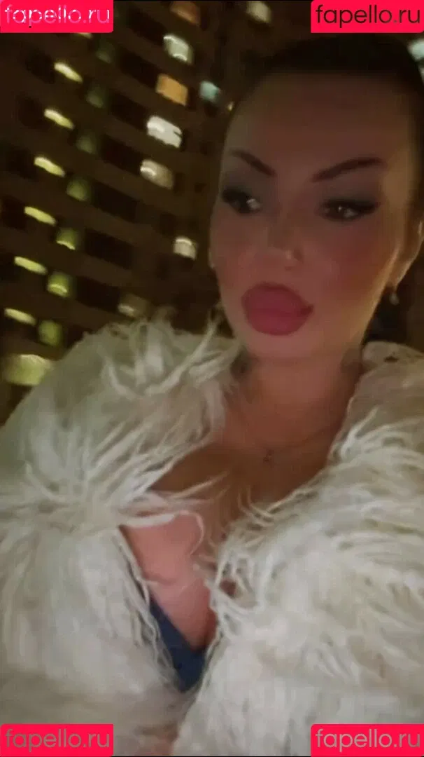 Kristina Karieva / alicia_kristina / kristinkarieva Onlyfans Photo Gallery 