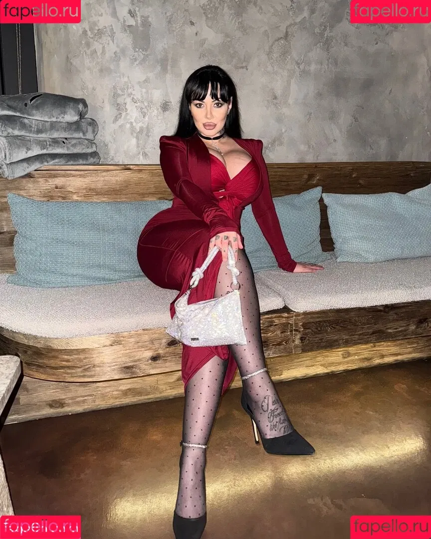 Kristina Karieva / alicia_kristina / kristinkarieva Onlyfans Photo Gallery 