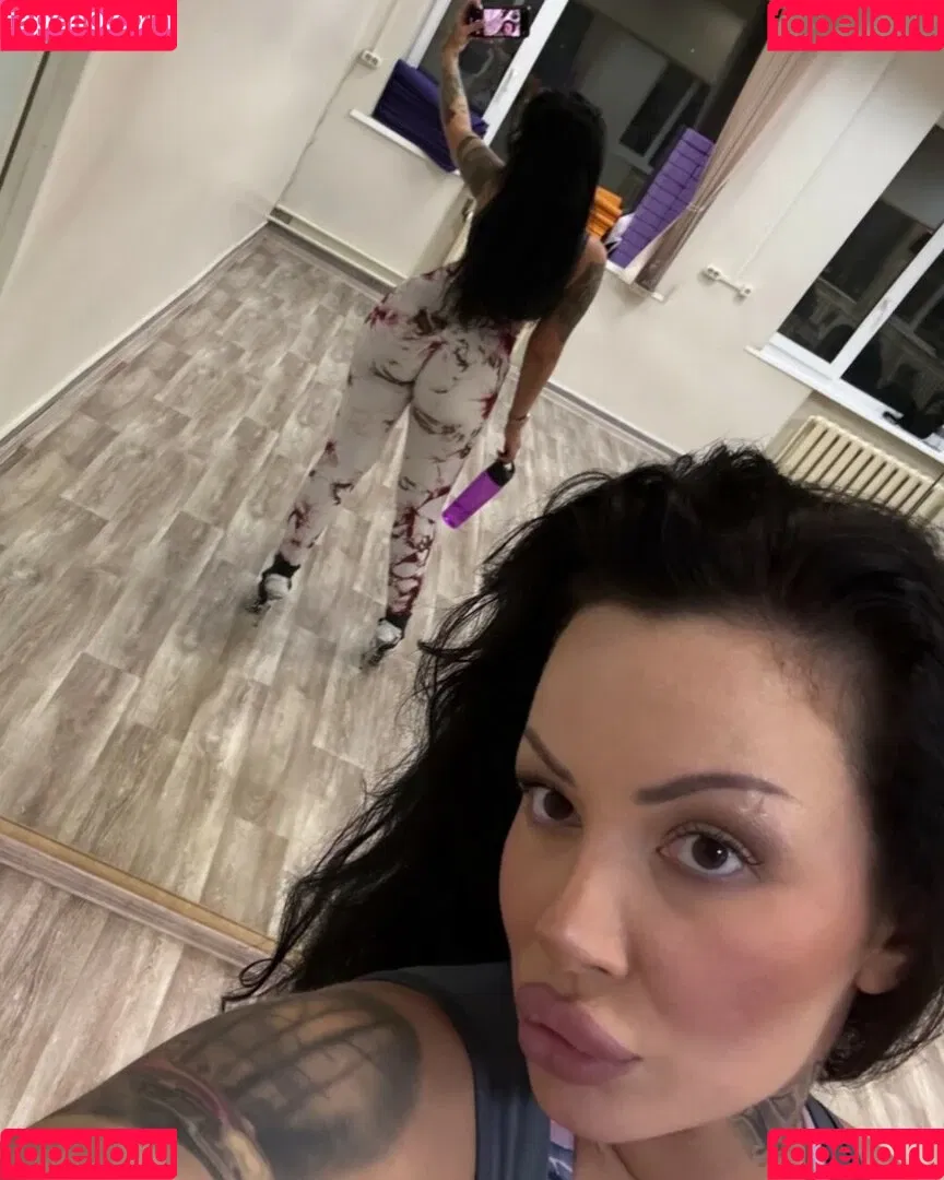 Kristina Karieva / alicia_kristina / kristinkarieva Onlyfans Photo Gallery 