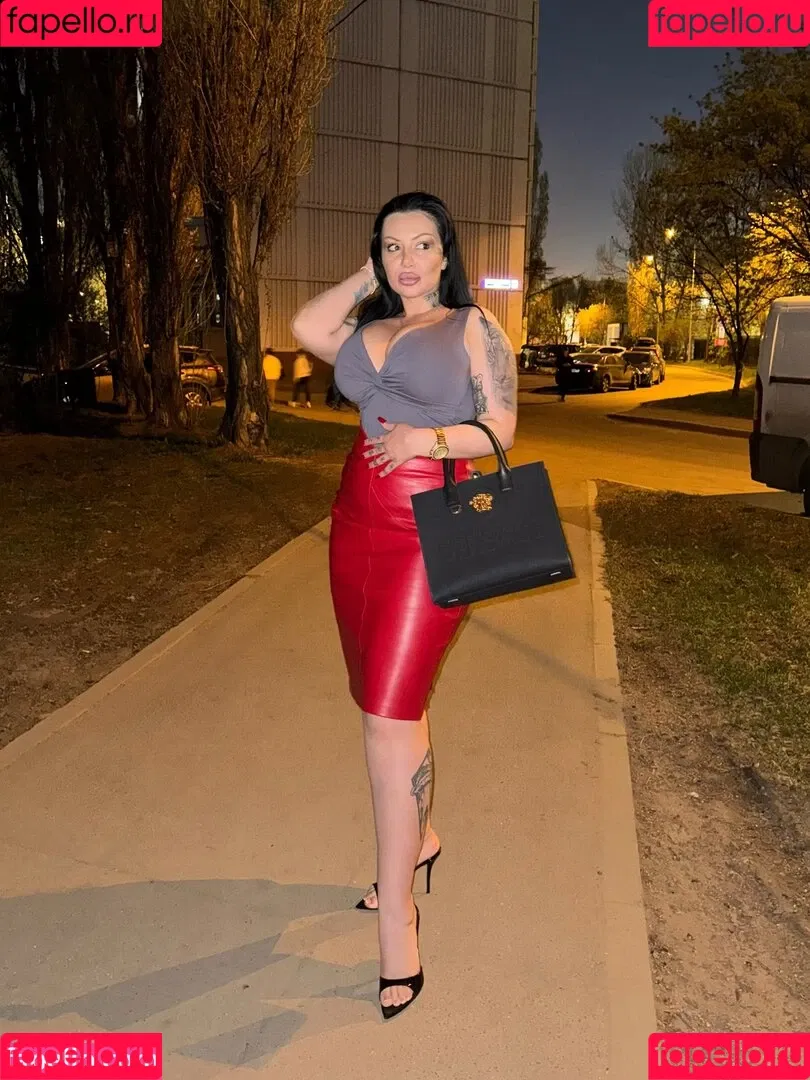 Kristina Karieva / alicia_kristina / kristinkarieva Onlyfans Photo Gallery 