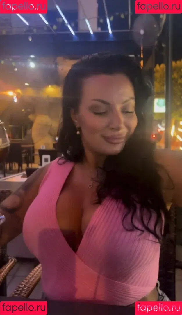 Kristina Karieva / alicia_kristina / kristinkarieva Onlyfans Photo Gallery 