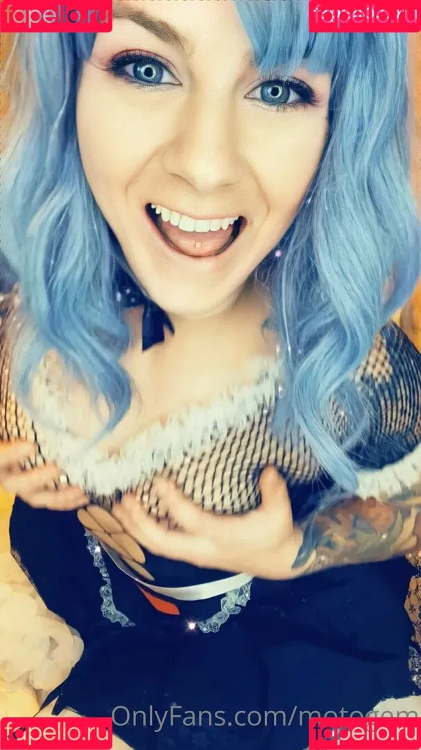 mollysmyles / motogem Onlyfans Photo Gallery 